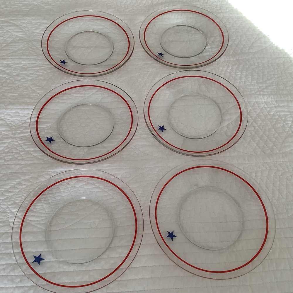 Starry Red and Blue Dinnerware Set